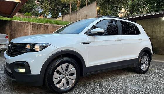 VOLKSWAGEN T-CROSS 1.0 200 TSI TOTAL FLEX AUTOMÁTICO